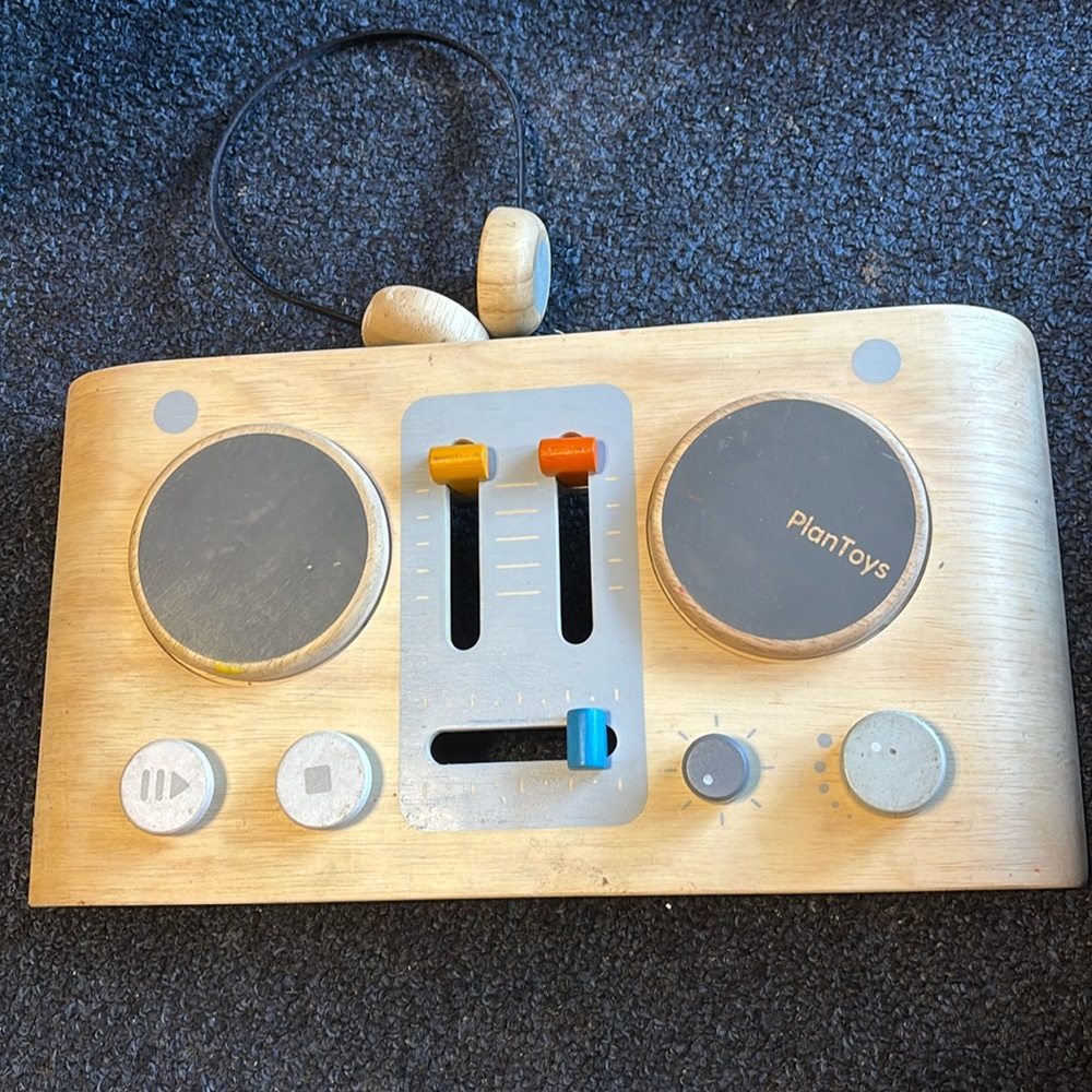 Plan Toys Montessori Turntable